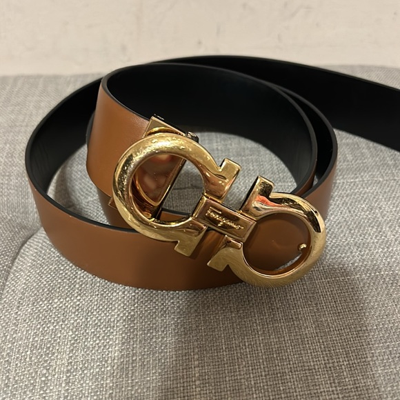Woman Ferragamo rev belt main image 5